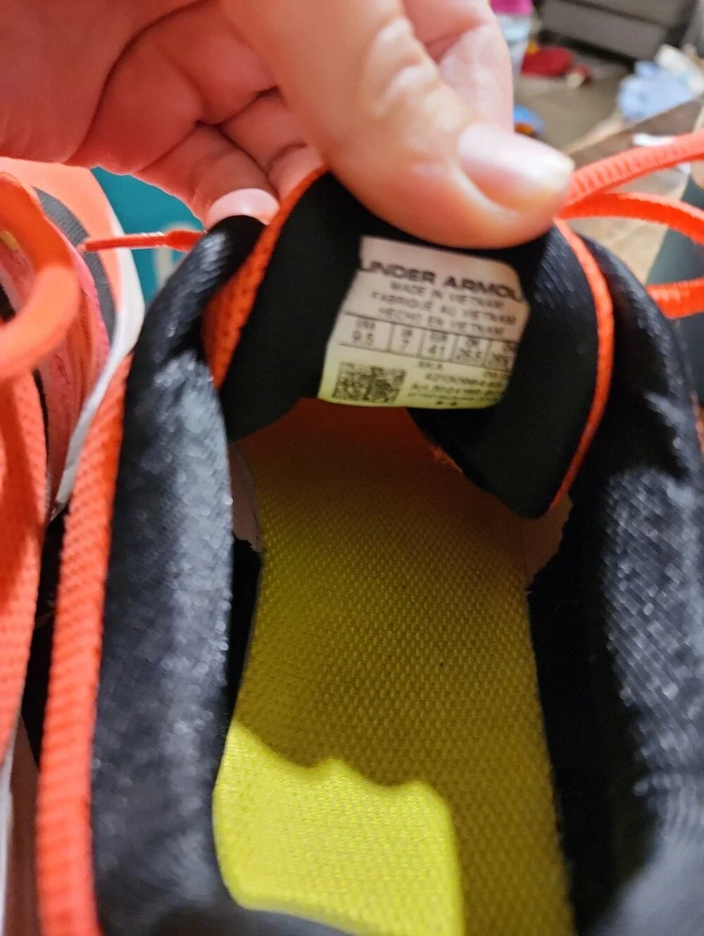 Under Armour Charged Bliss Sportstyle Athletic Sneakers Pink Coral Size 9.5 Wome